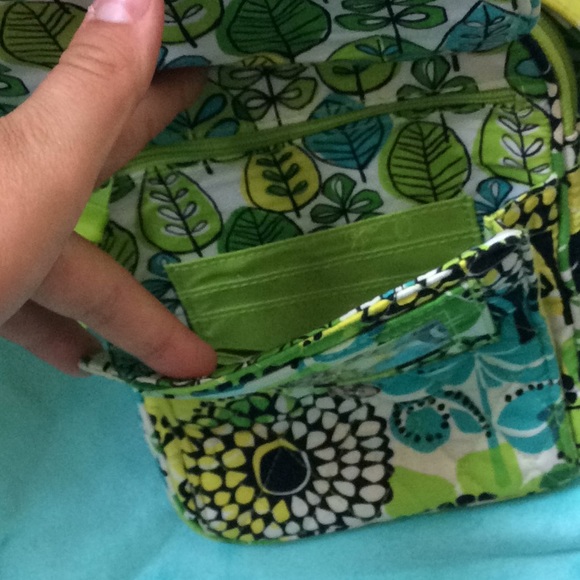 Vera Bradley Limes up cross body purse - Picture 4 of 8